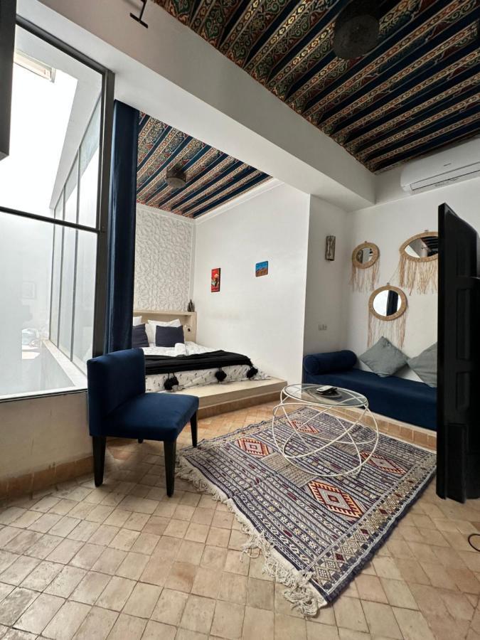 Riad 103 Medina Pool And Hammam Marrakesh Exteriör bild
